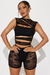 Lace Nior