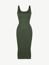 Load image into Gallery viewer, V-sculpt Hourglass Midi Dress