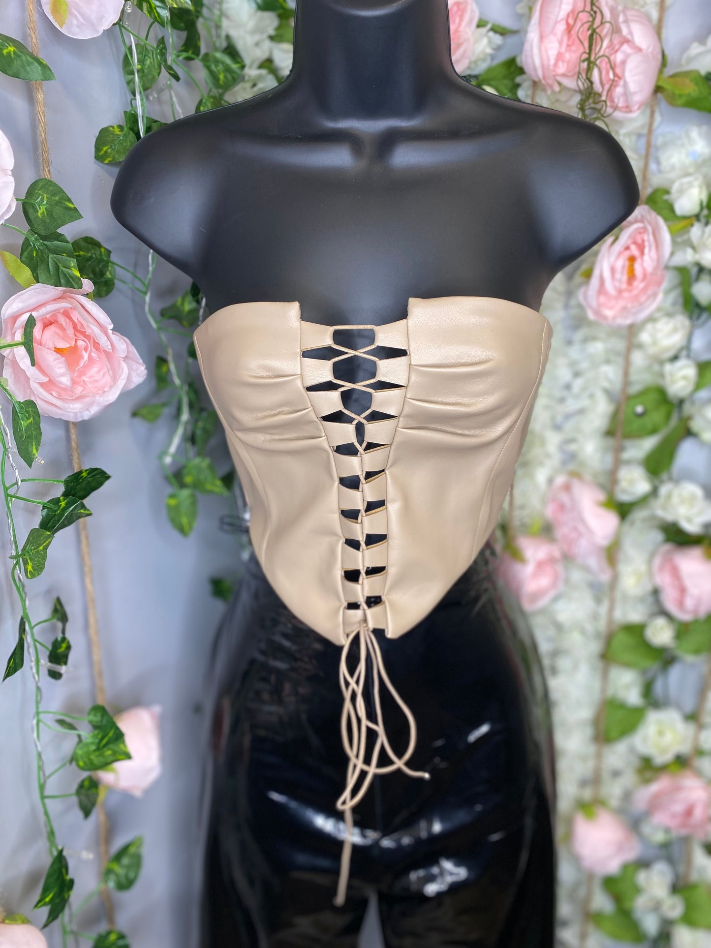 fashion women clothes fashion styles fashion trends Day party fit Day party fashion Afterparty fashion After party fashion accessory women fashion Exclusive Styles
