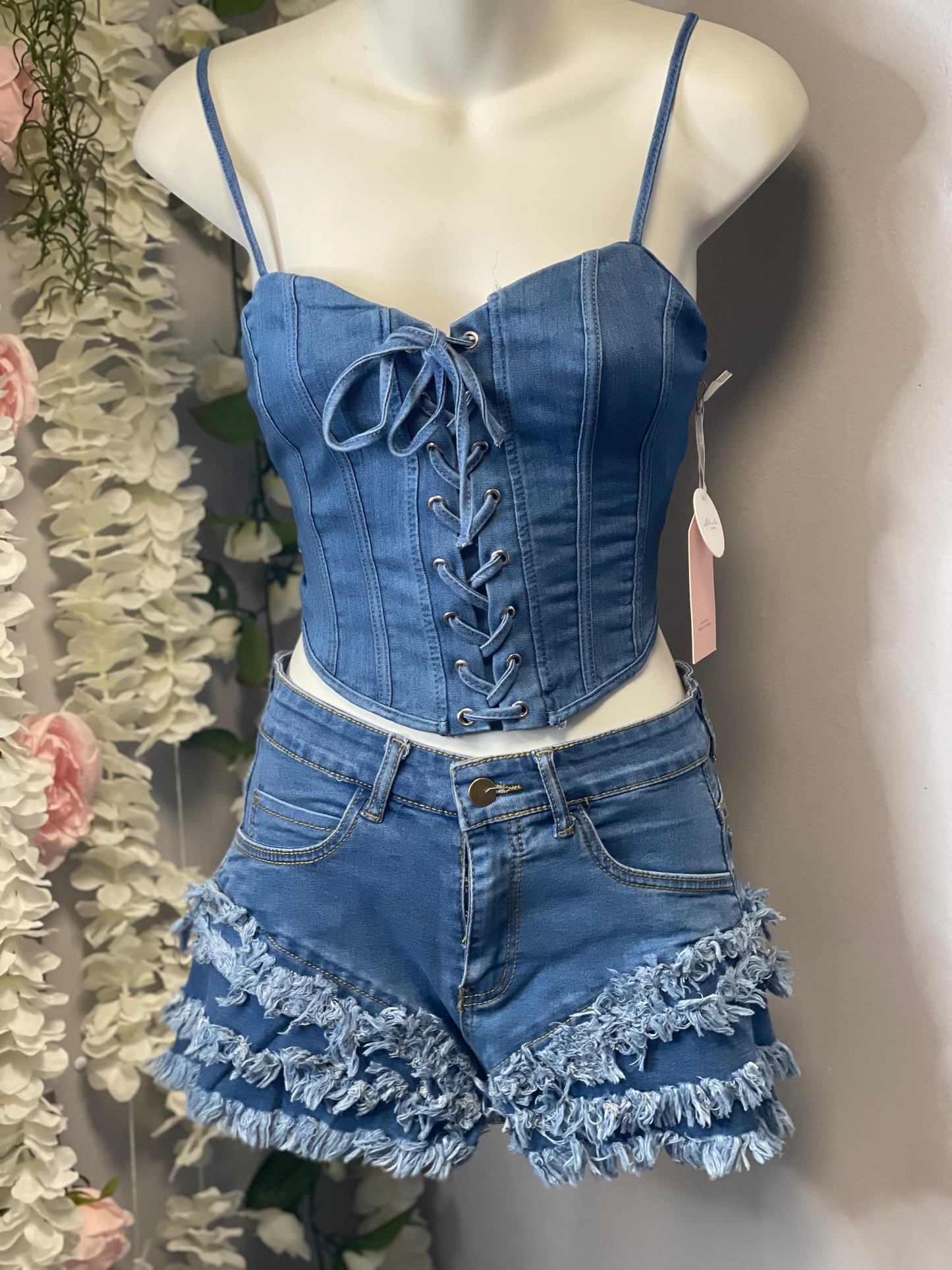 fashion women clothes fashion styles fashion trends fashion accessory Fall fashion Stylish Sale Shopping Huge Sales fashion