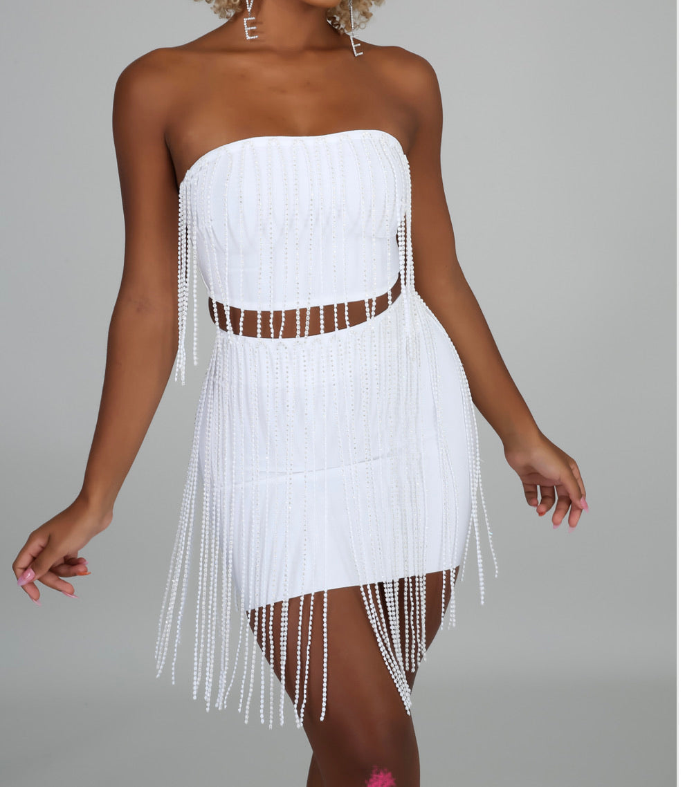All White Party Vibes