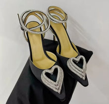 Load image into Gallery viewer, Looking Fab Heels
