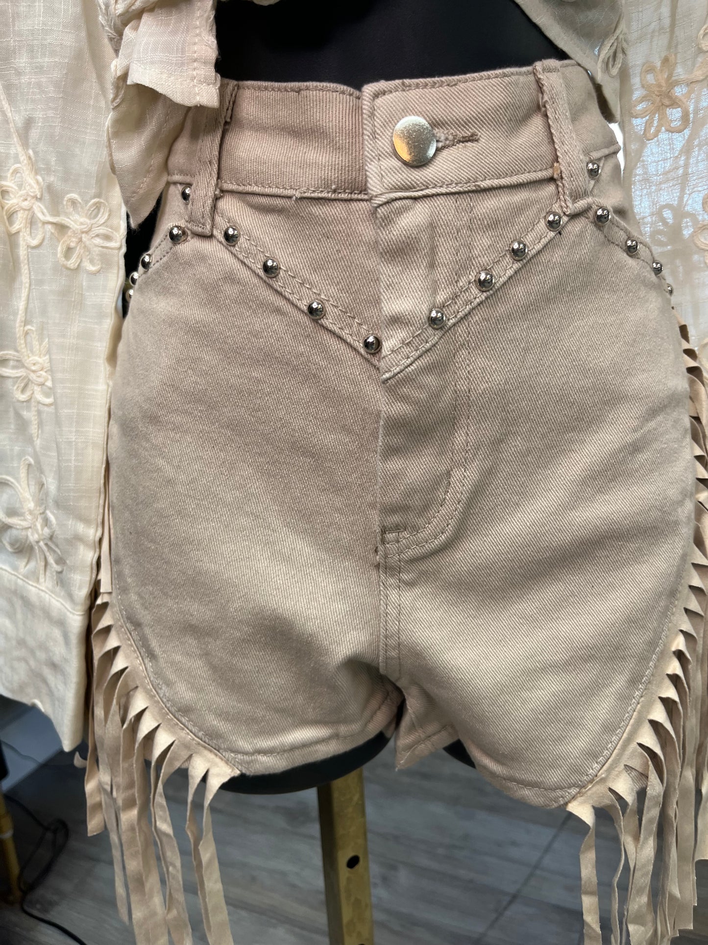 Saddle Sway Beige