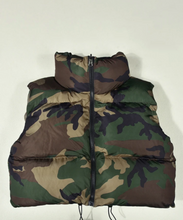Load image into Gallery viewer, PlayOffs Camo Puffer Vest
