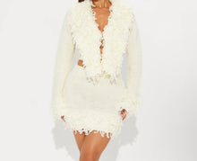 Load image into Gallery viewer, Vivi Luxe Longe
