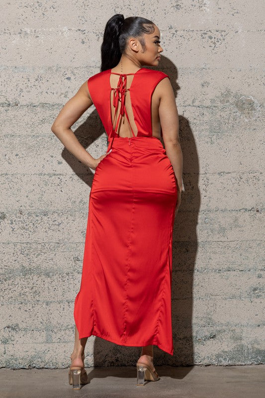 STRETCHY SATIN MIDI LENGTH DRESS