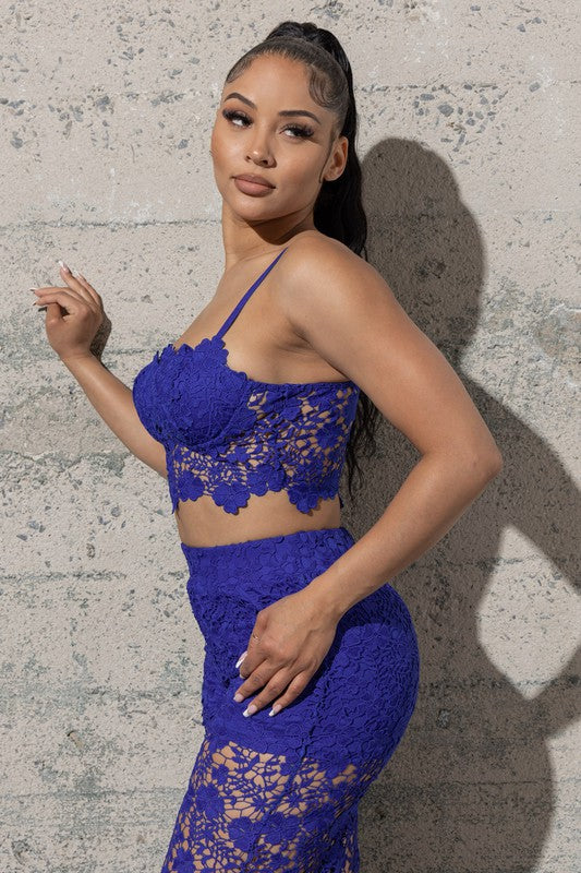 TWO PIECE LACE SET