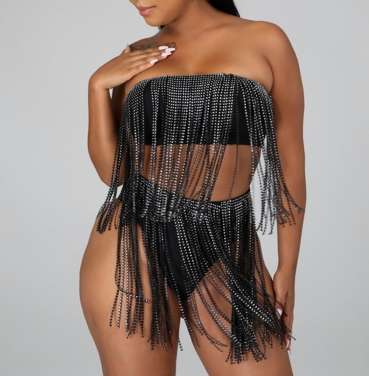 Rihanna Set