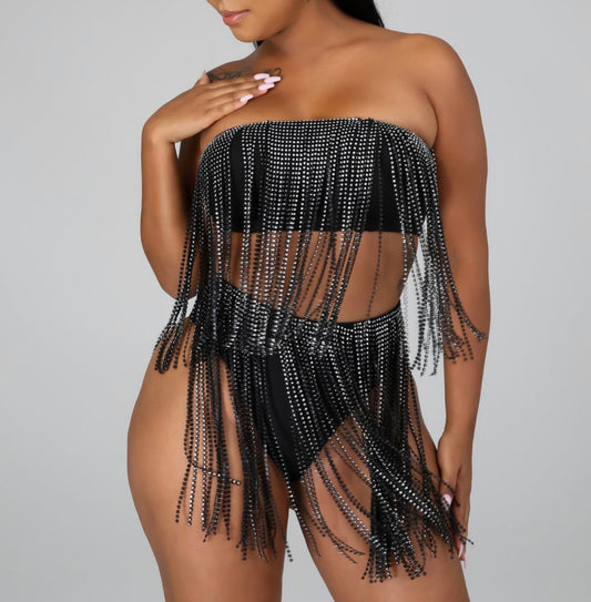 Rihanna Set