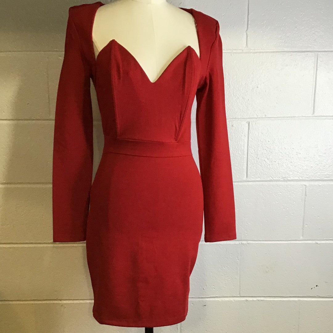 Triangle Body Fit Red Dress Triangle Body Fit Red Dress