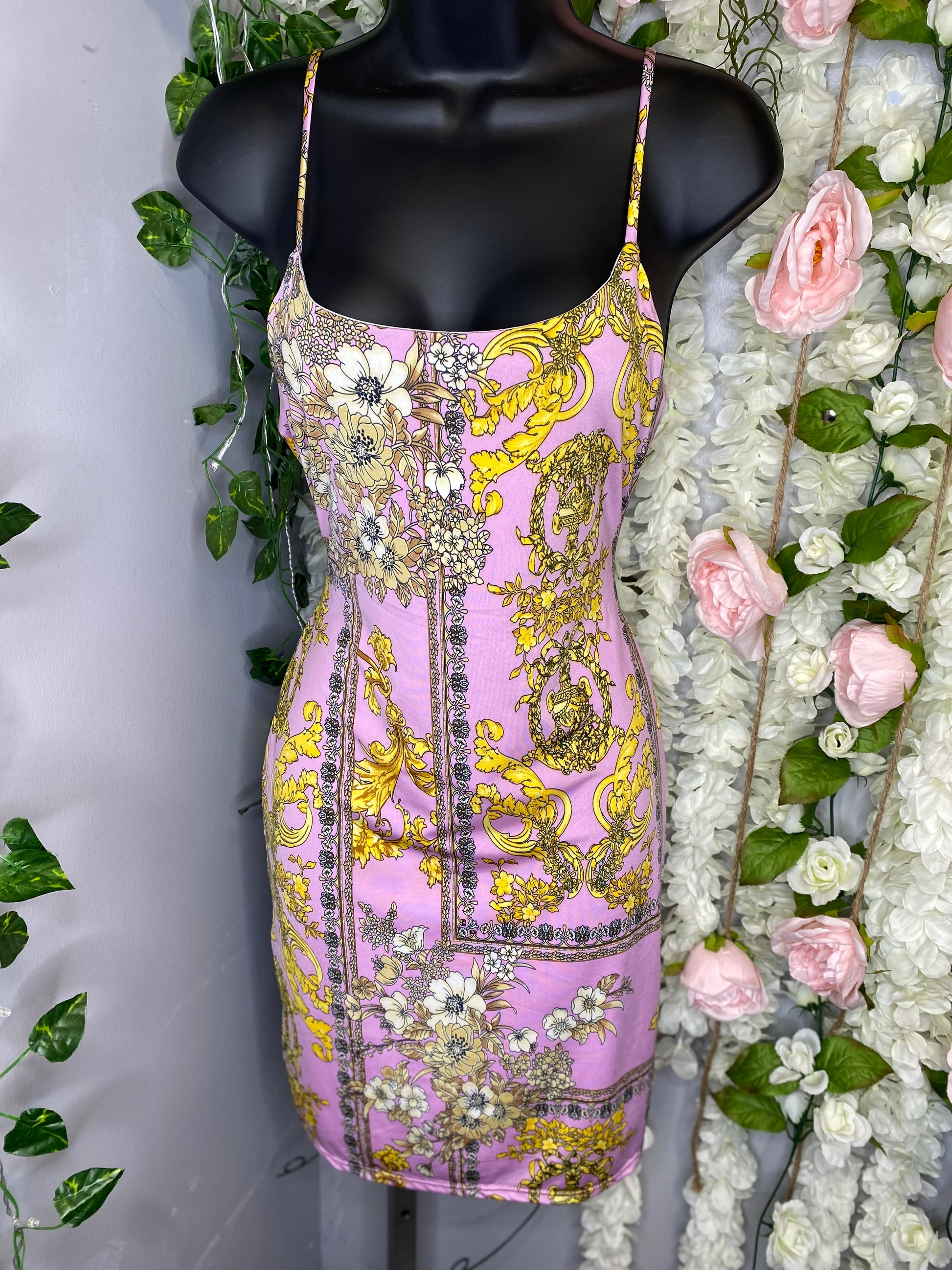 dresses for women fashion women clothes sexy dresses dresses ladies dresses fashion styles fashion trends Day party fit Day party fashion Afterparty fashion After party  fashion accessory women dresses women party dress women fashion Exclusive Styles 