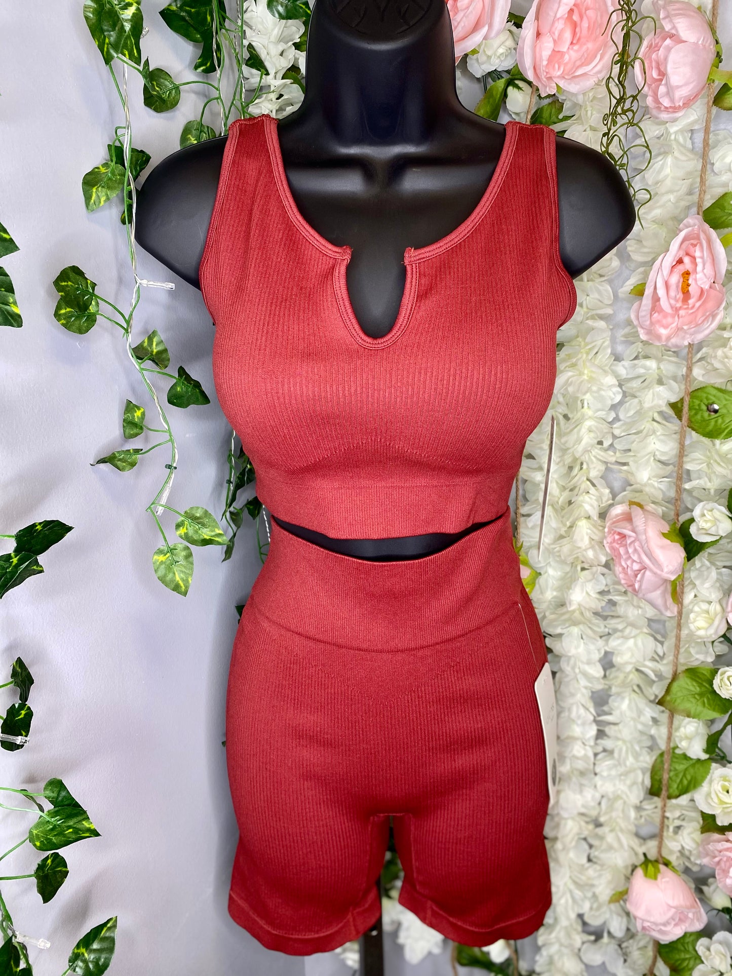 fashion styles fashion trends Day party fit Day party fashion Afterparty fashion After party  fashion accessory two piece set active set 