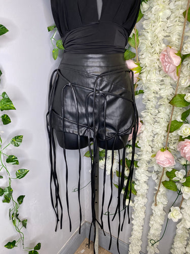 fashion styles fashion trends Day party fit Day party fashion Afterparty fashion After party  fashion accessory black leather shorts 