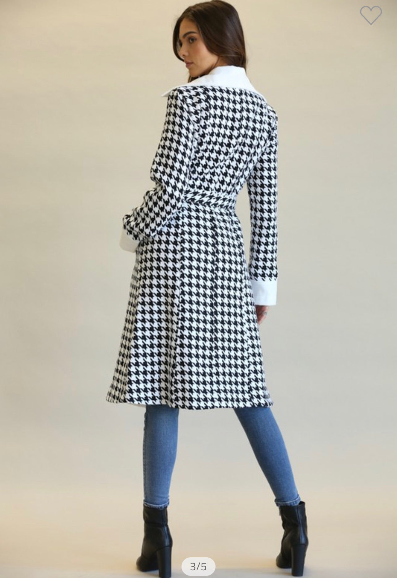 D-Vil Coat