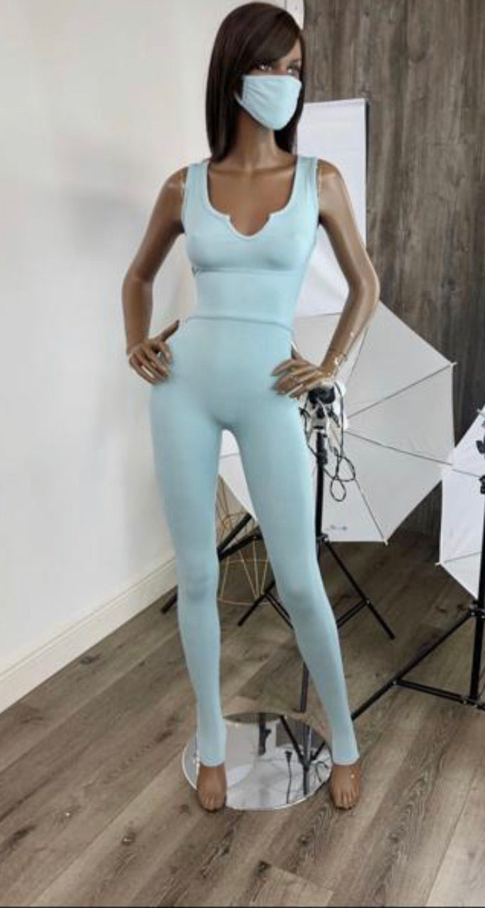 Qutie Jumpsuit With Mask