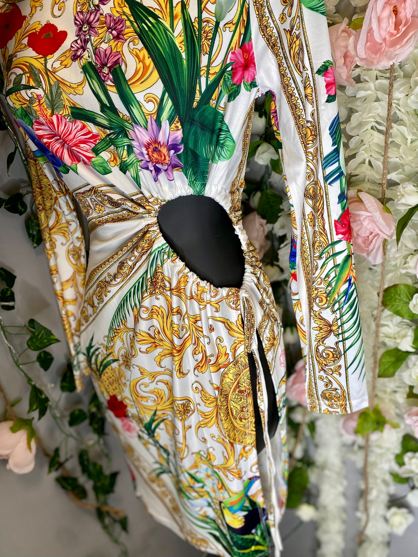 The Queen Dress