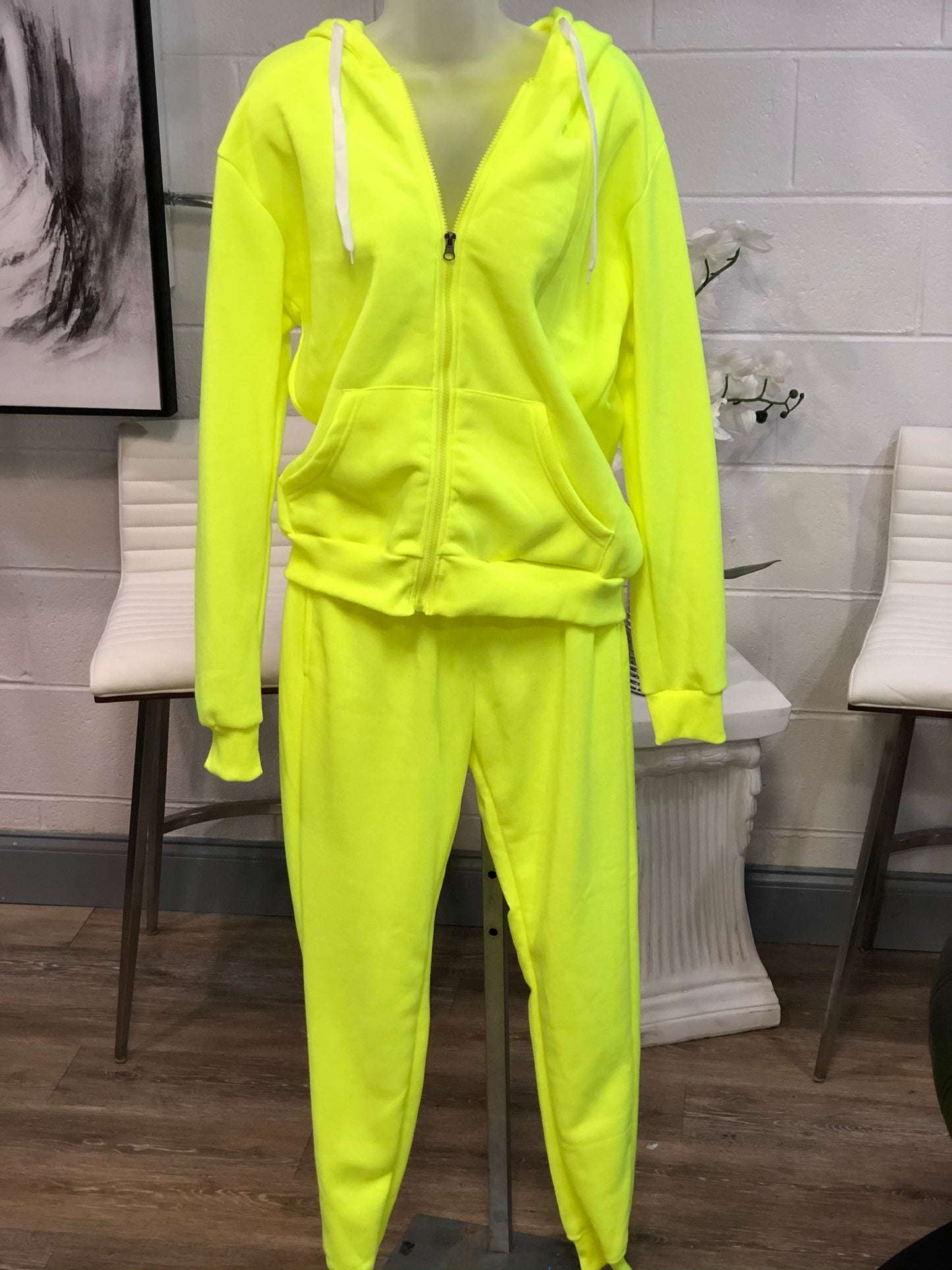Access sweatsuit
