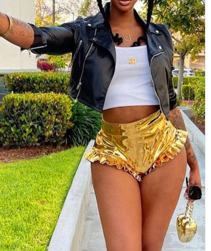 fashion styles fashion trends Day party fit metallic shorts high waisted shorts Day party fashion Afterparty fashion After party  fashion accessory