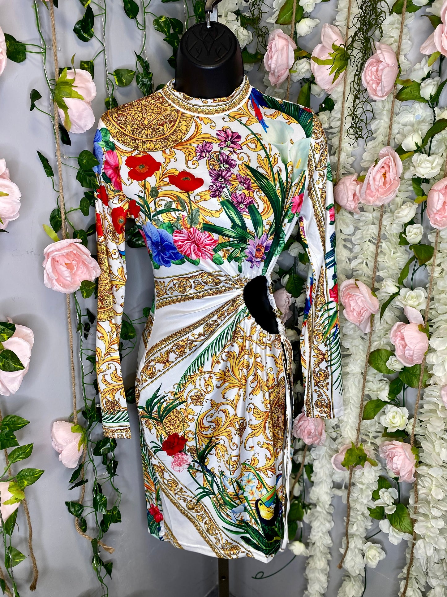 The Queen Dress