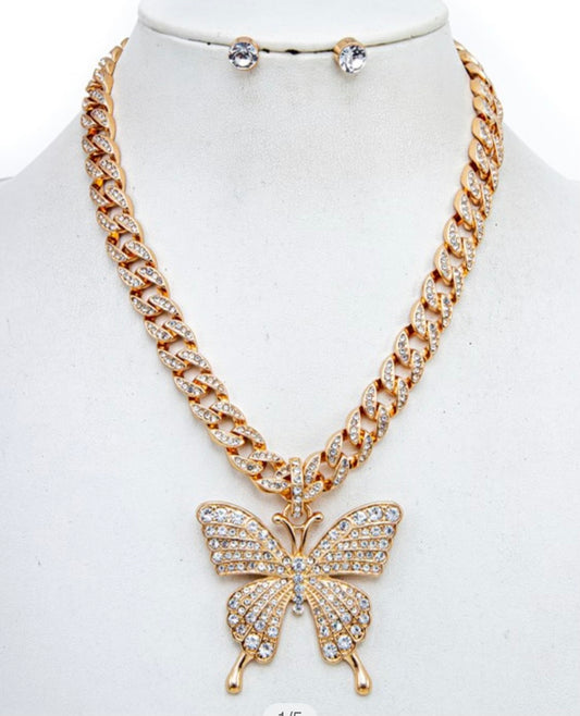 Butterfly necklace w/earrings